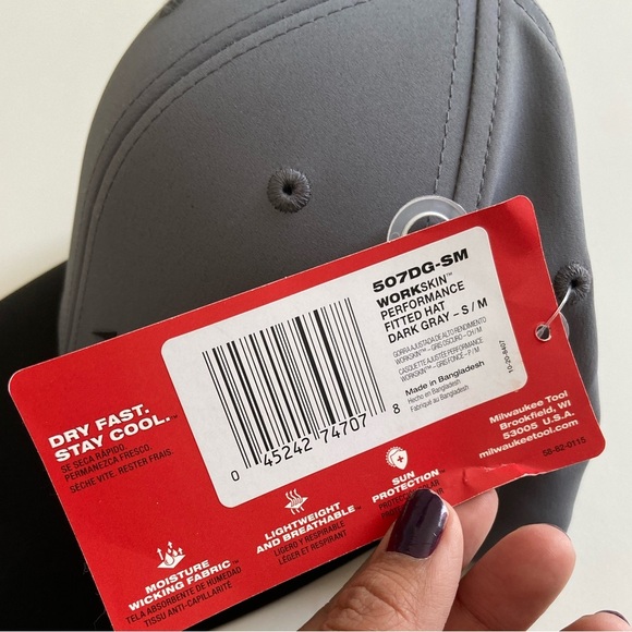 NWT Milwaukee Workskin performance fitted hat - Picture 2 of 5